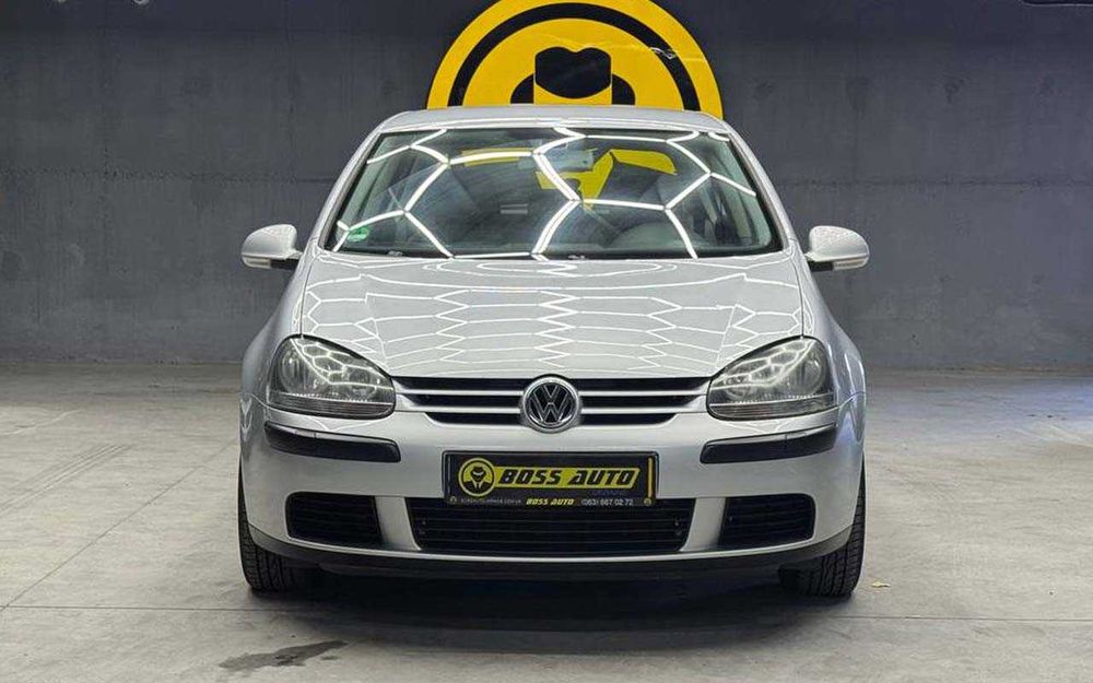 Volkswagen Golf 2003