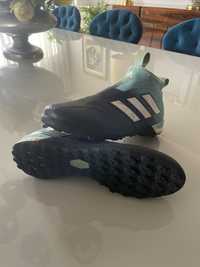 Chuteira Adidas