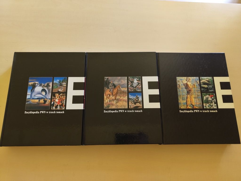 Encyklopedia PWN w Trzech Tomach A-Z - Komplet Wydawnictwo Naukowe PWN