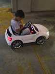 Carro infantil a bateria