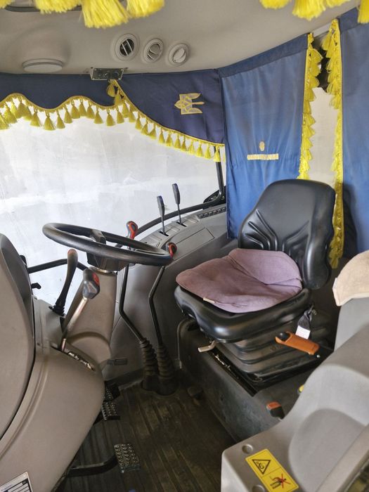 Трактор  LOVOL 1054