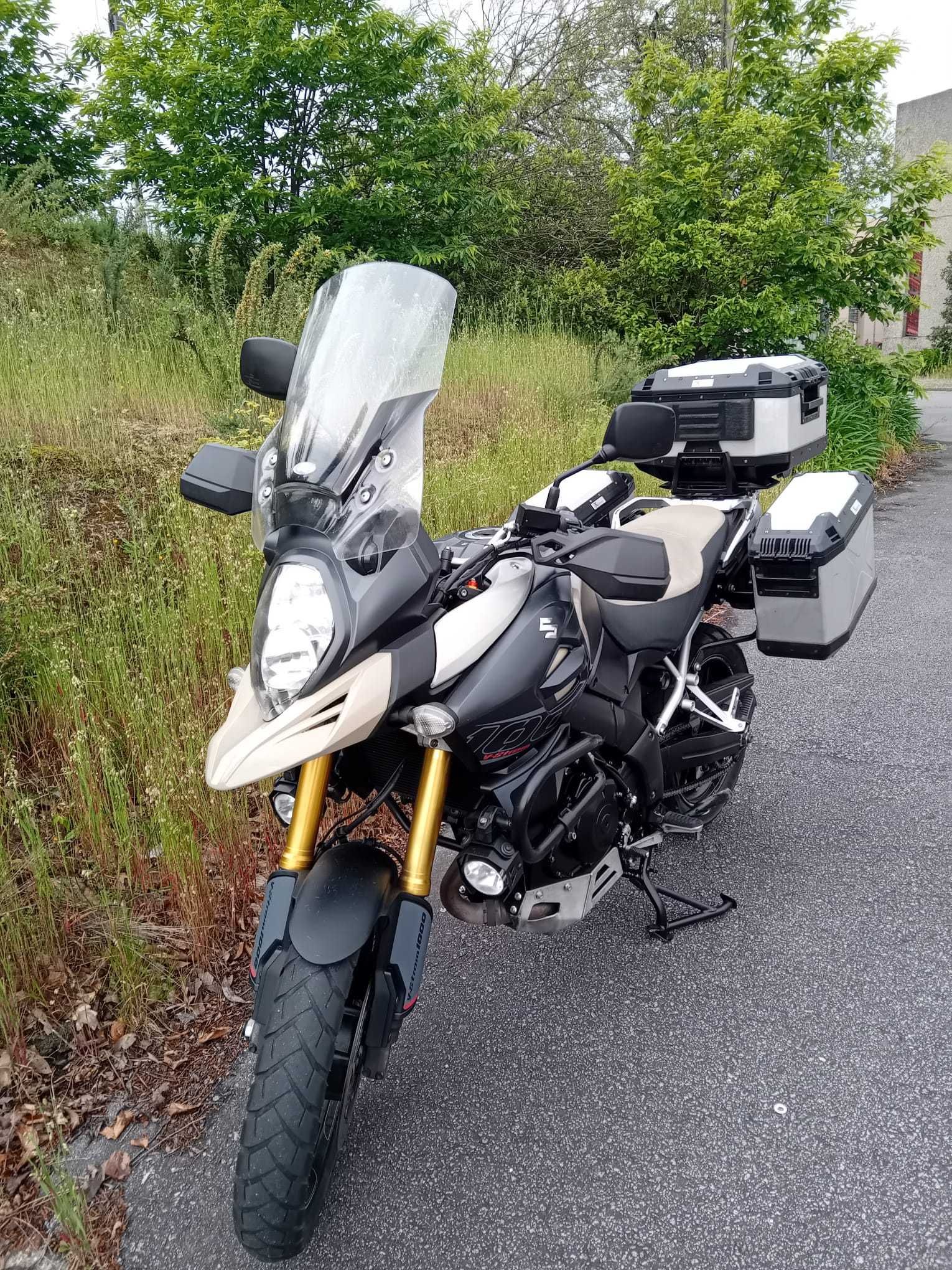 Suzuki V Strom 1000