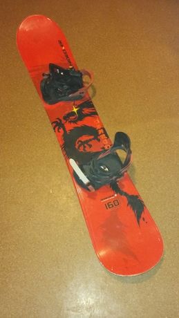 Deska snowboard Nidecker 160 z wiązaniami