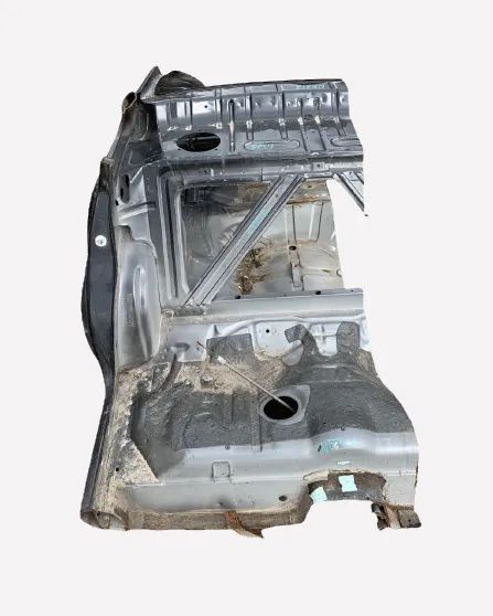 Задня права чверть частина кузова Daewoo Nexia N150