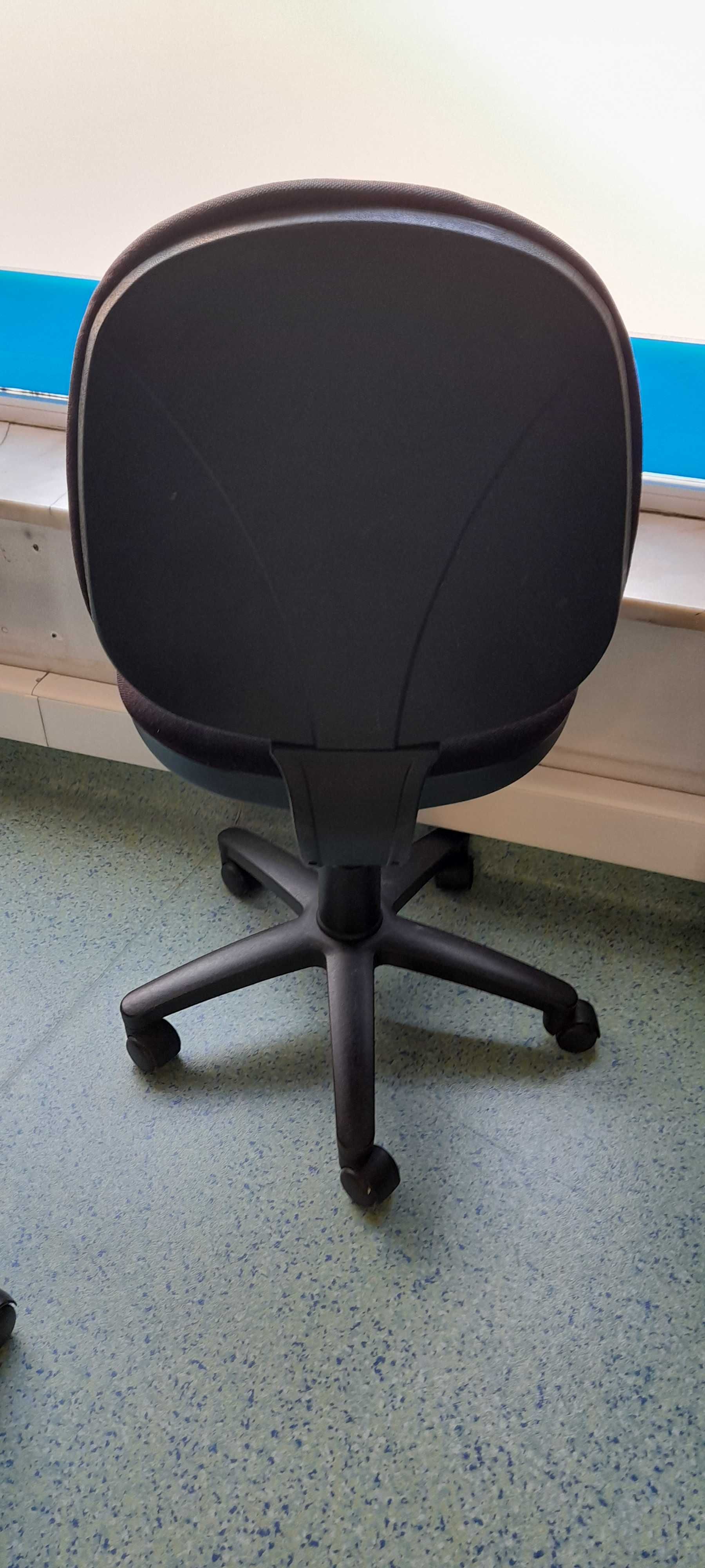 Conjunto de cadeiras para escritório