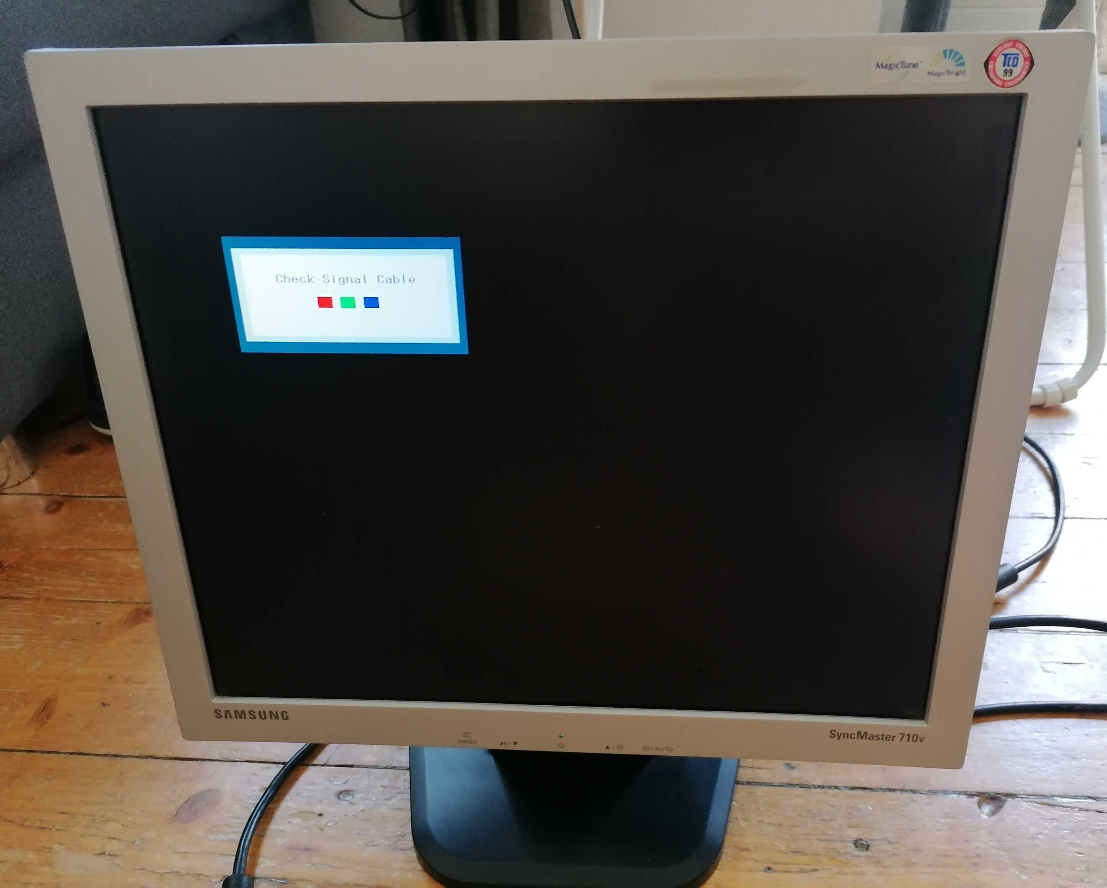 Monitor Samsung 17 SyncMaster, tanio