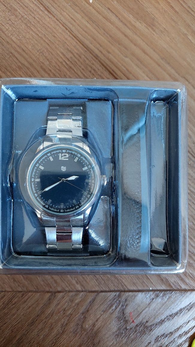 Auriol подарочный набор браслет и часы