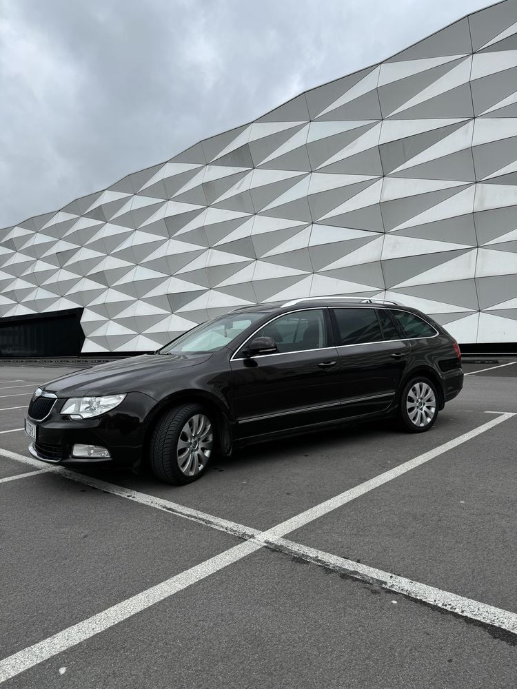 Skoda Superb Polski salon