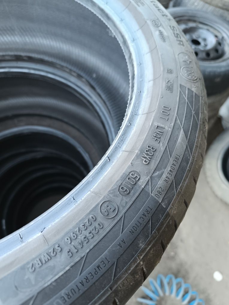 225/45 R18 Continental