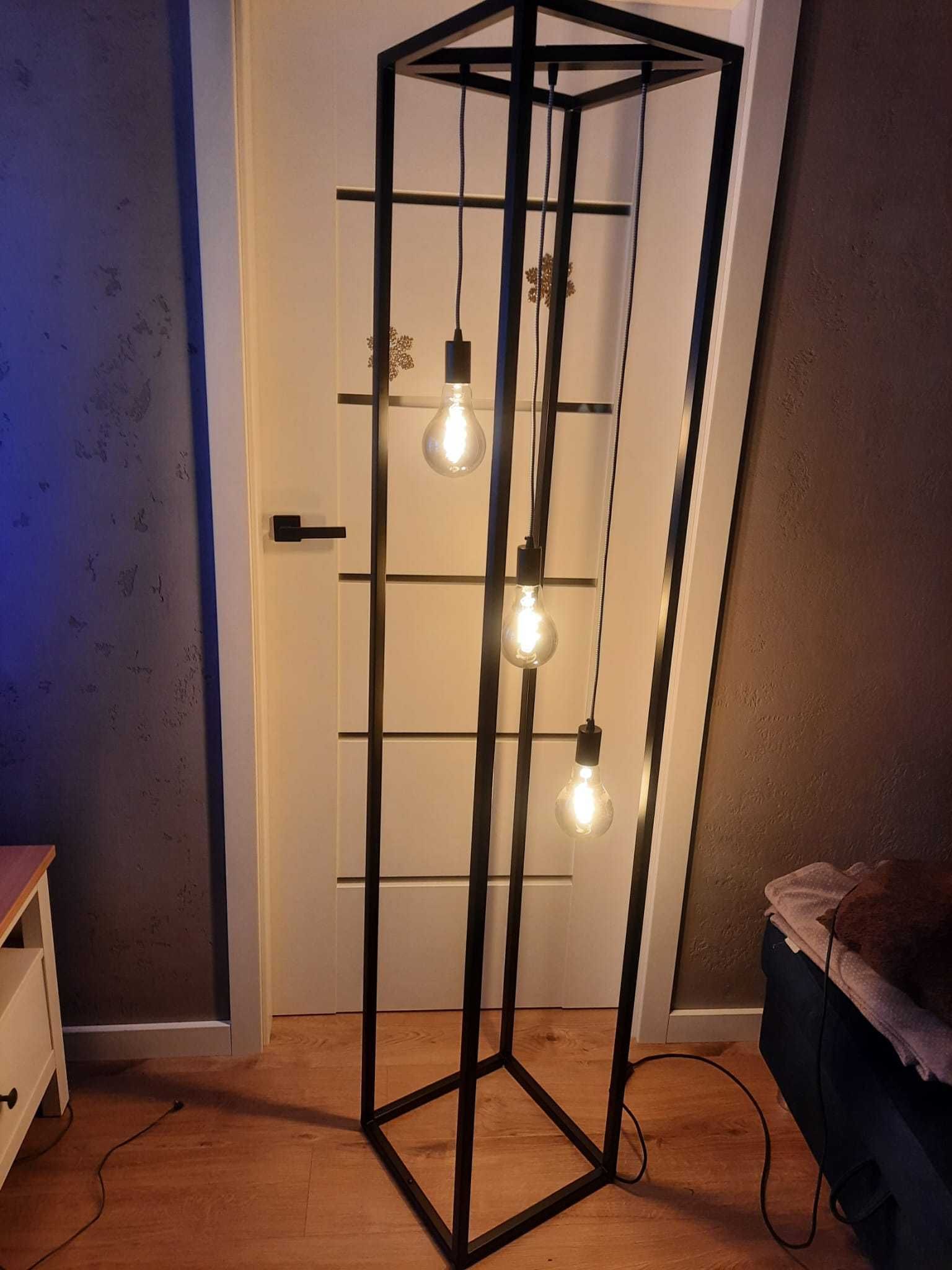 Lampa podłogowa loft