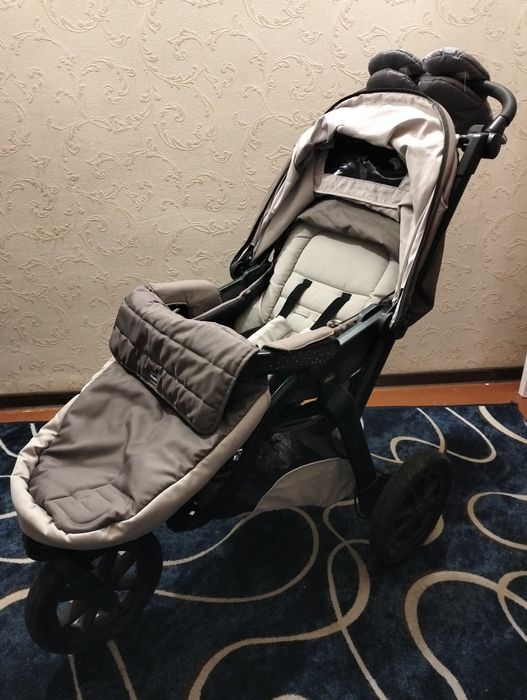 Продається коляска Chicco 3 в 1 Trio Activ3