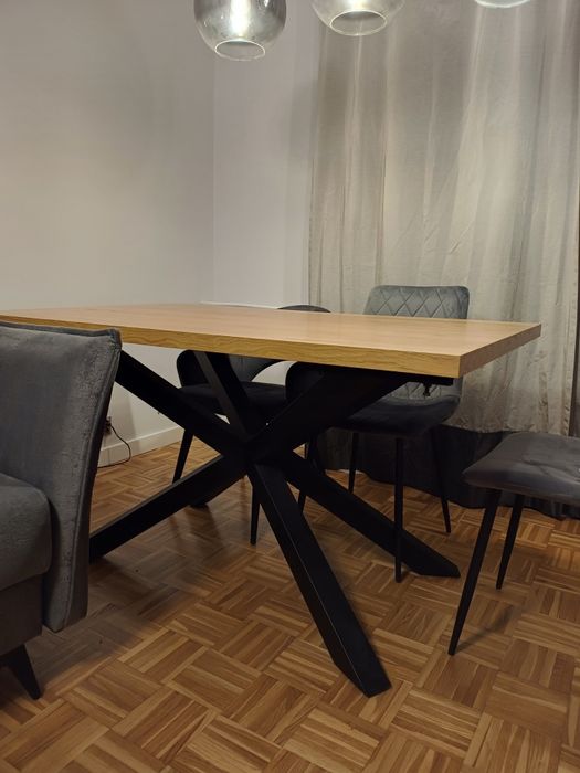 Stylowy stół loftowy,nowy rozkładany do 3 metrów.