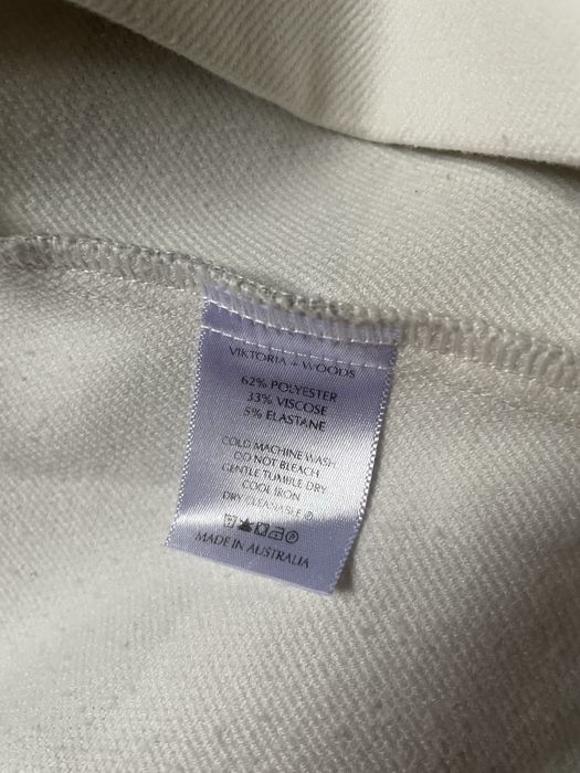 Спідниця жіноча у смужку Viktoria+Woods біла сіра юбка-карандаш довга