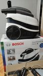 Odkurzacz piorący Bosch Aqua Wash& Clean Serie 4 moc 2100 W