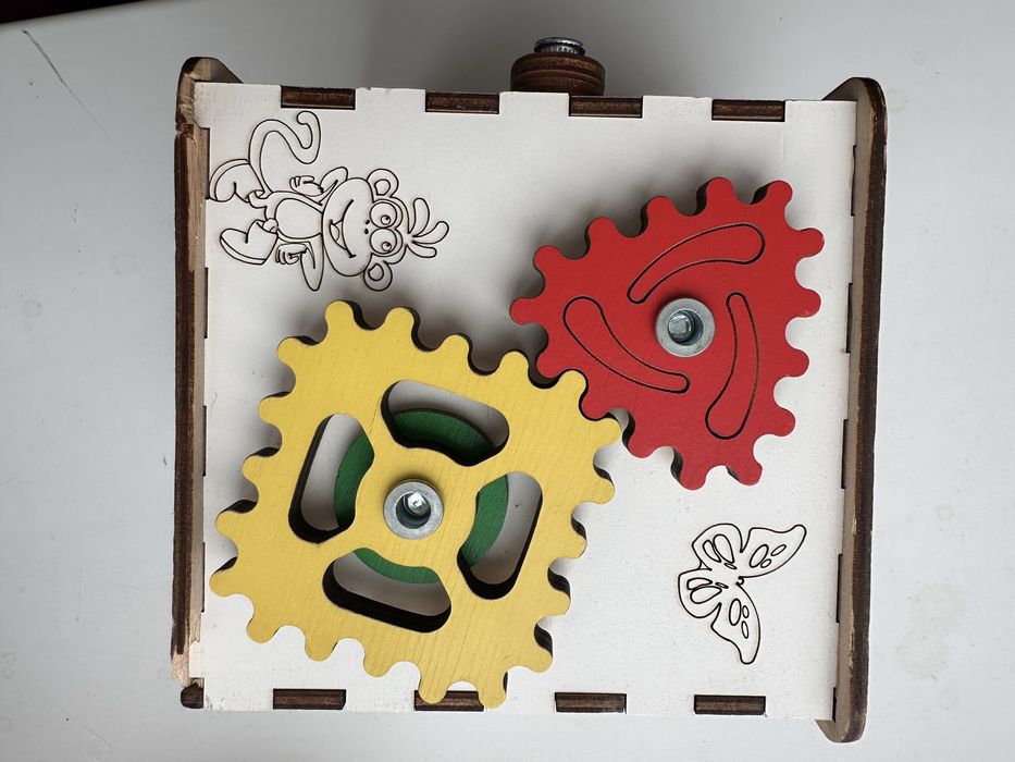 Бізікуб, бізі куб,деревʼяний сортер, деревяні іграшки