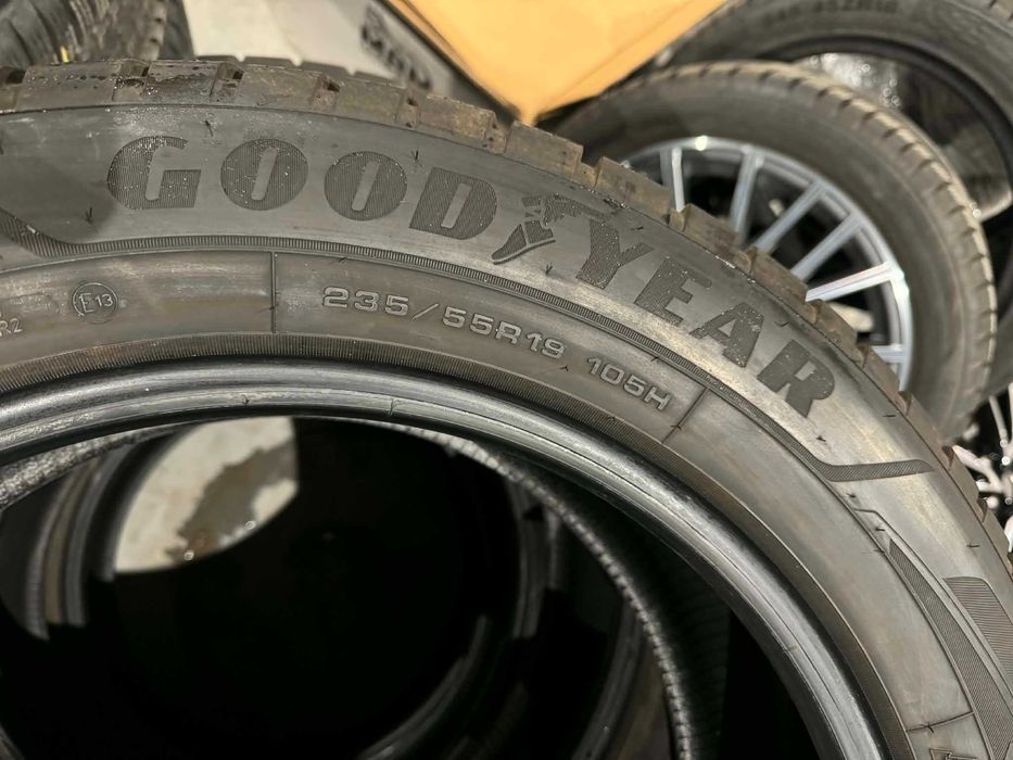 Opony zimowe 235/55 r19 Good Year 2022r JAK NOWE Zima Zimowe 4szt 981#