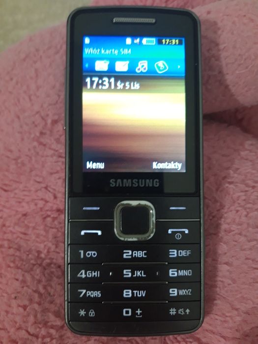 Samsung S5610  Z Klawiaturą