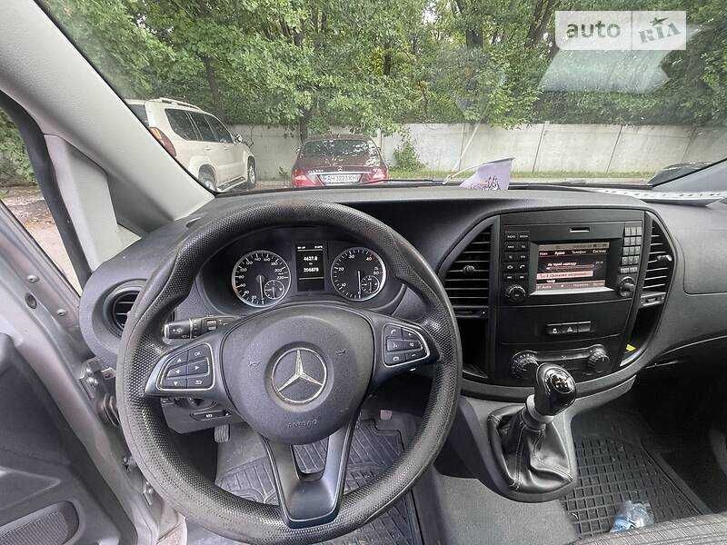 Mercedes Vito 114