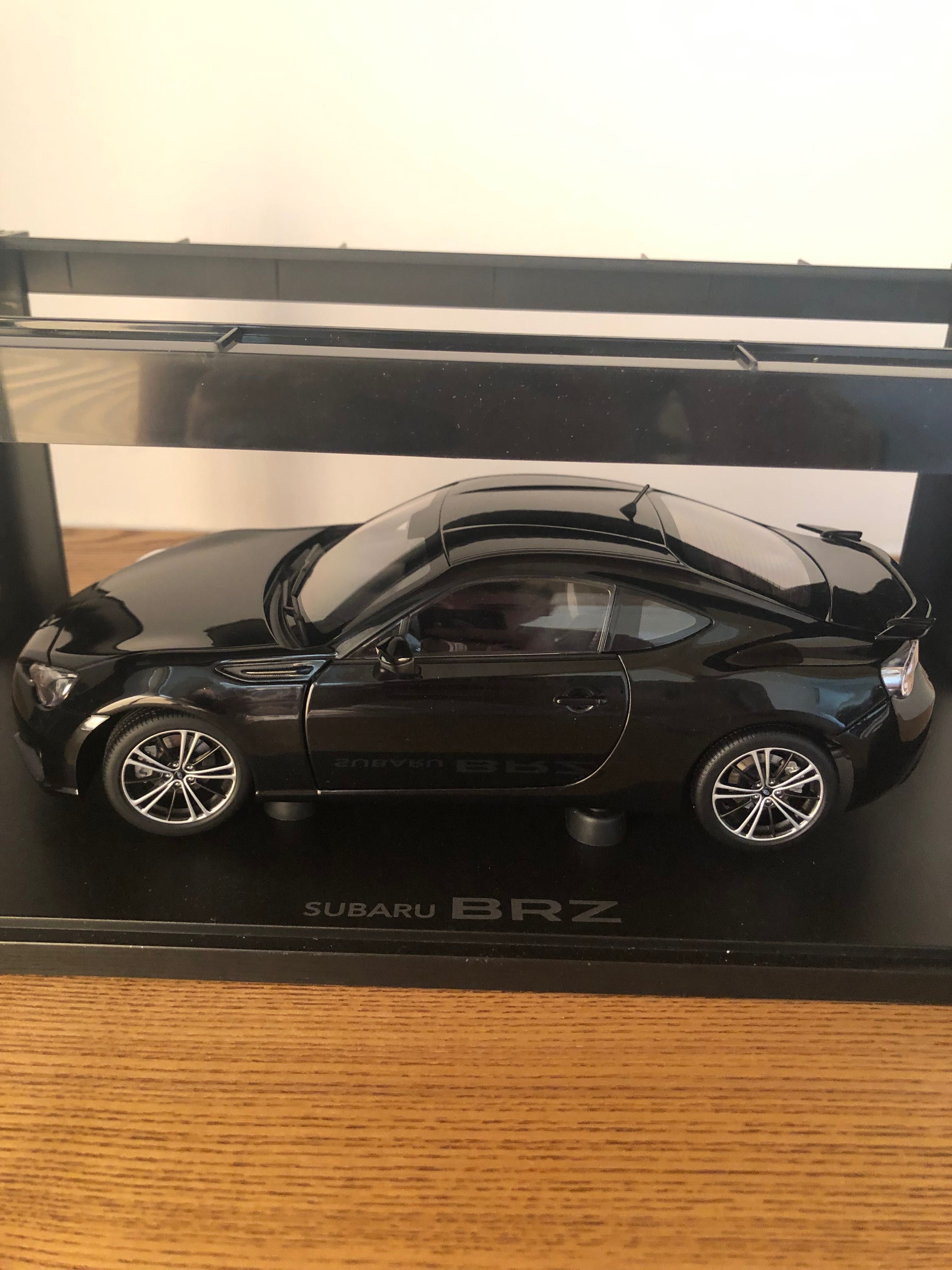 subaru brz 1/18 autoart