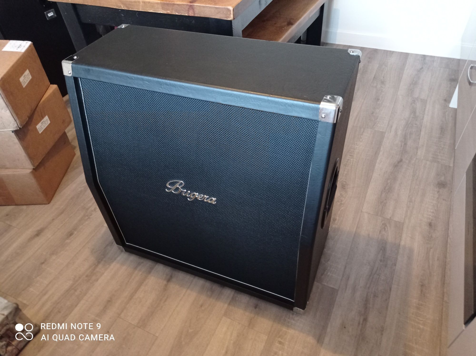 Kolumna głośnikowa gitarowa BUGERA 412H-BK 200W 4x12" stan idealny