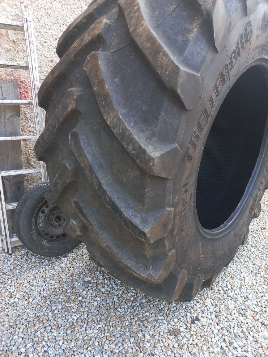 Opona 900/60R 42 Treleborg