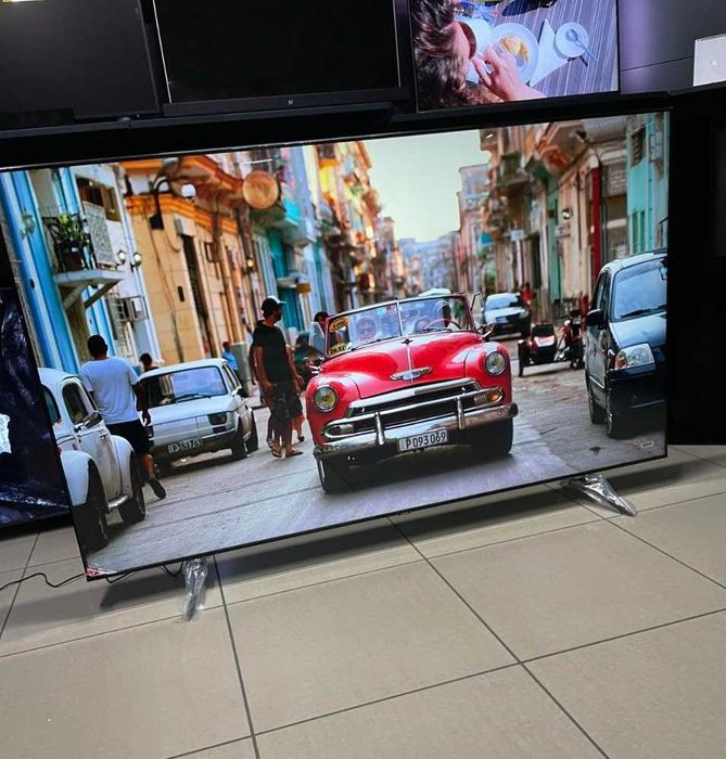 85" 4К UHD Смарт Український SAMSUNG 85CU7100 з Німеччини НОВИЙ