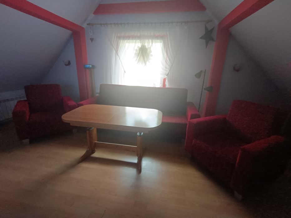 Kanapa plus dwa fotele- gratis koce i roleta dzień i noc w czerwieni