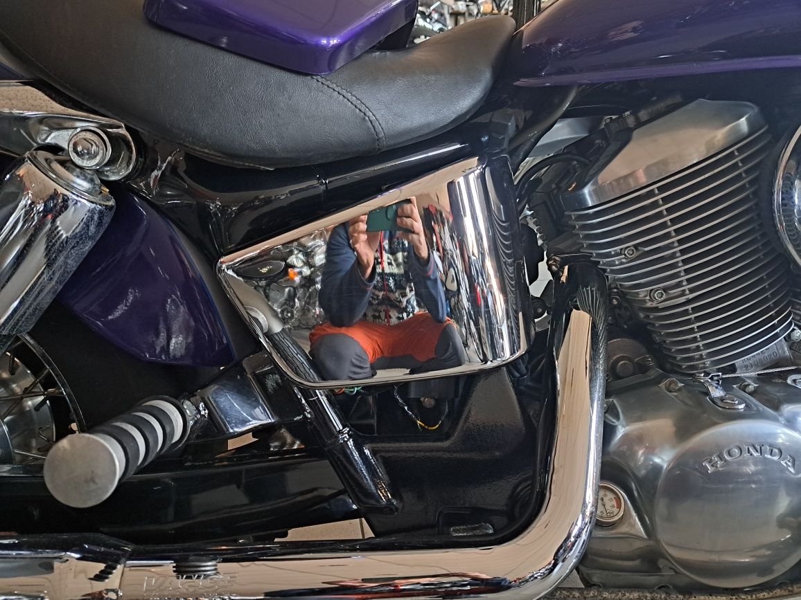 Oslona ,boczek plastik chromowany Honda Shadow 750