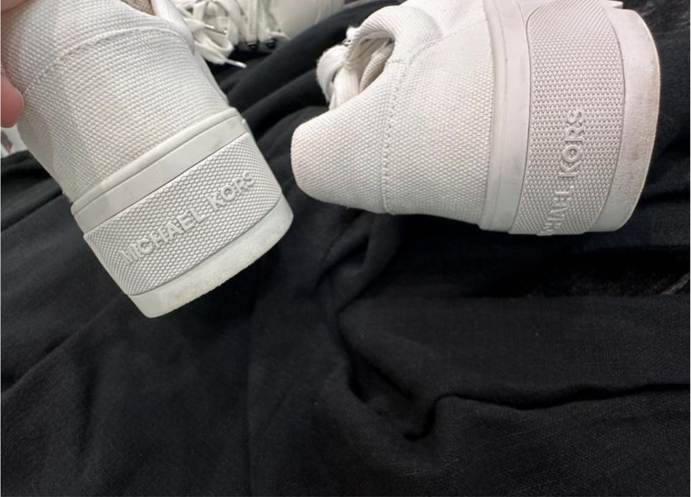 Білі кеди Michael Kors