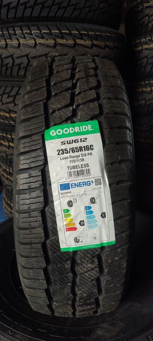 Шини зимові нові Goodride SW612 235/65 R16C 115/113R 2025року