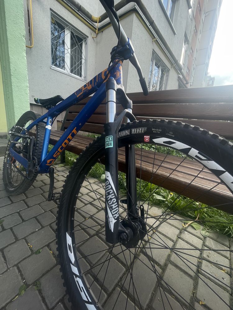 велосипед dirt, street, dh scott voltage yz 20 26 rockshox