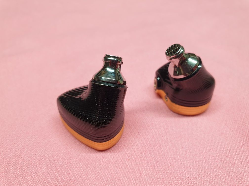 Campfire audio Solaris gold