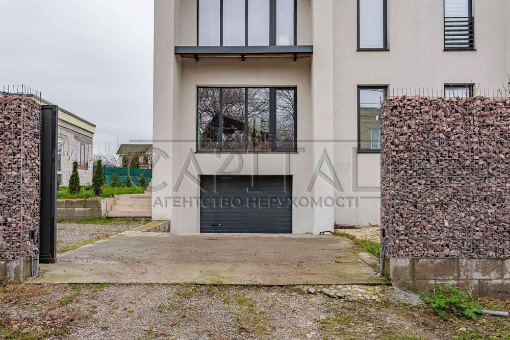 Продажа дома (дуплекс) р-н Жуляны Срочная продажа Держпрограмы ДА