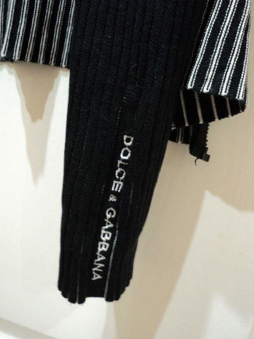 Кофта Dolce Gabbana.
