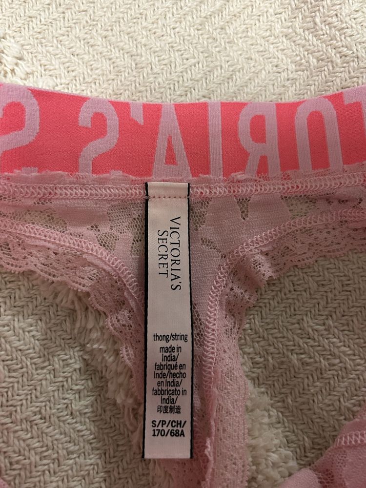 Stringi Victoria’s Secret