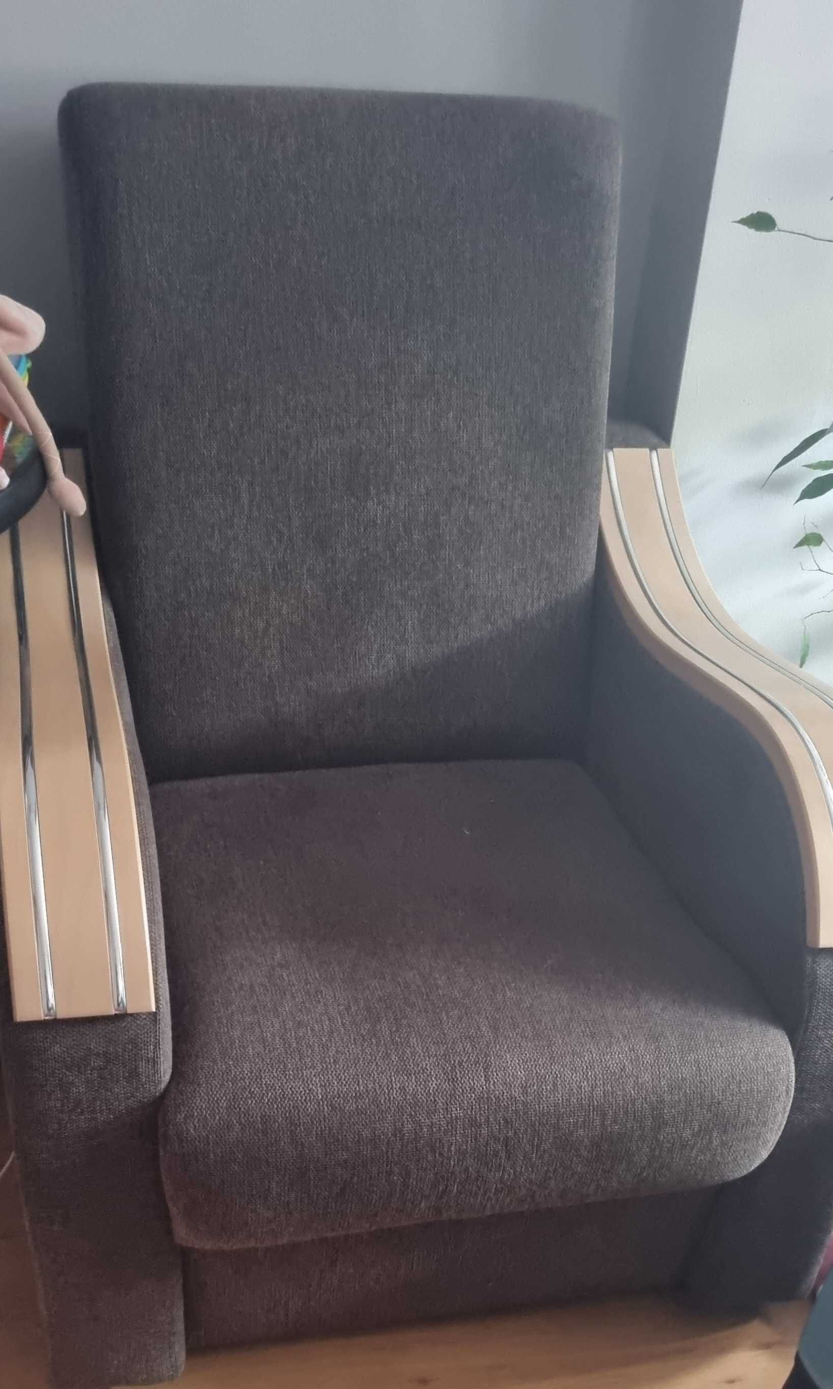 Łóżko i dwa fotele.Jak nowe
