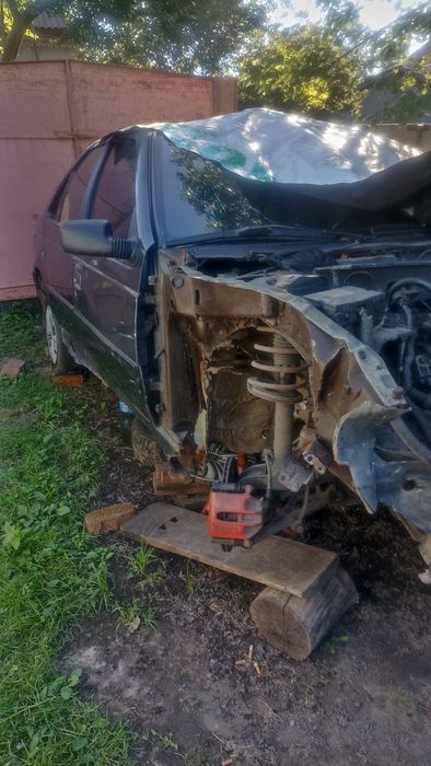 Продам Пежо 405,1/6. 1990. После дтп.