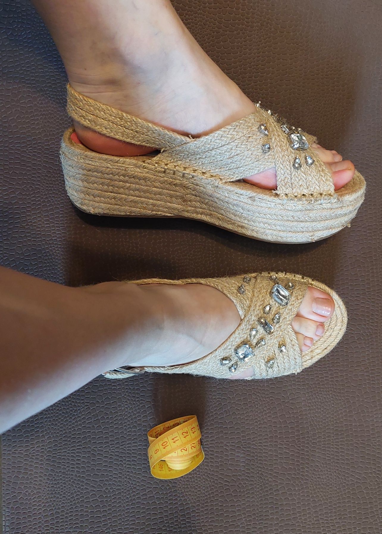 Босоніжки плетені Stradivarius 38р