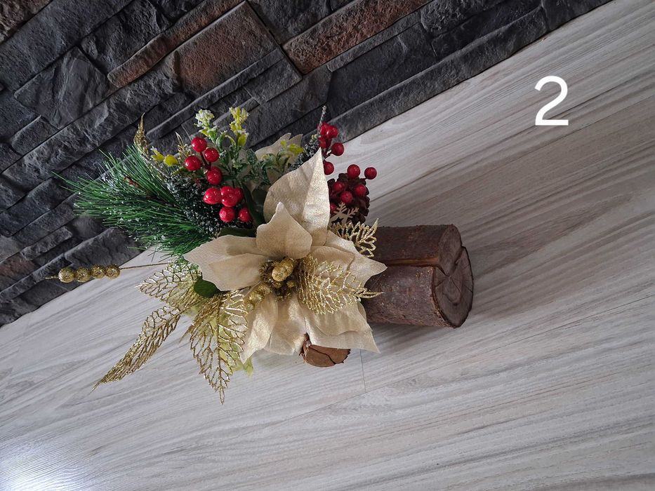 Stroik świąteczny bożonarodzeniowy na stół  cmentarz na pniu