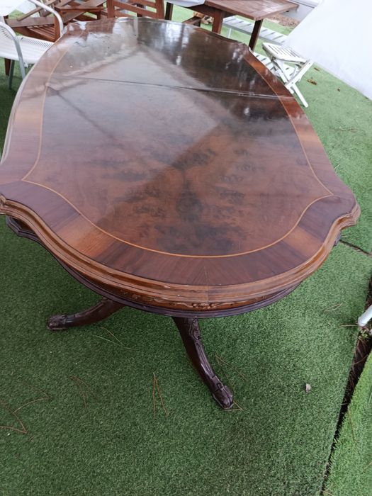 Mesa de sala de jantar