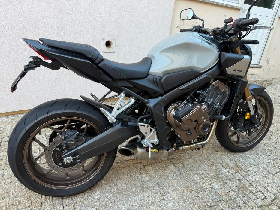 Honda CB 650R e-clutch