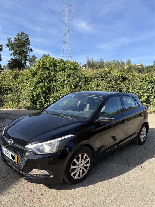 Hyundai i20 1.1 CRDI Access - Económico e Fiável
