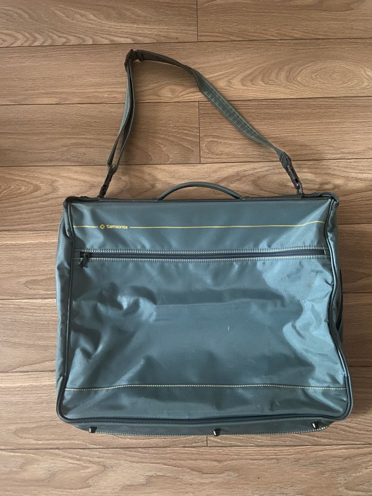 Samsonite torba na garnitur