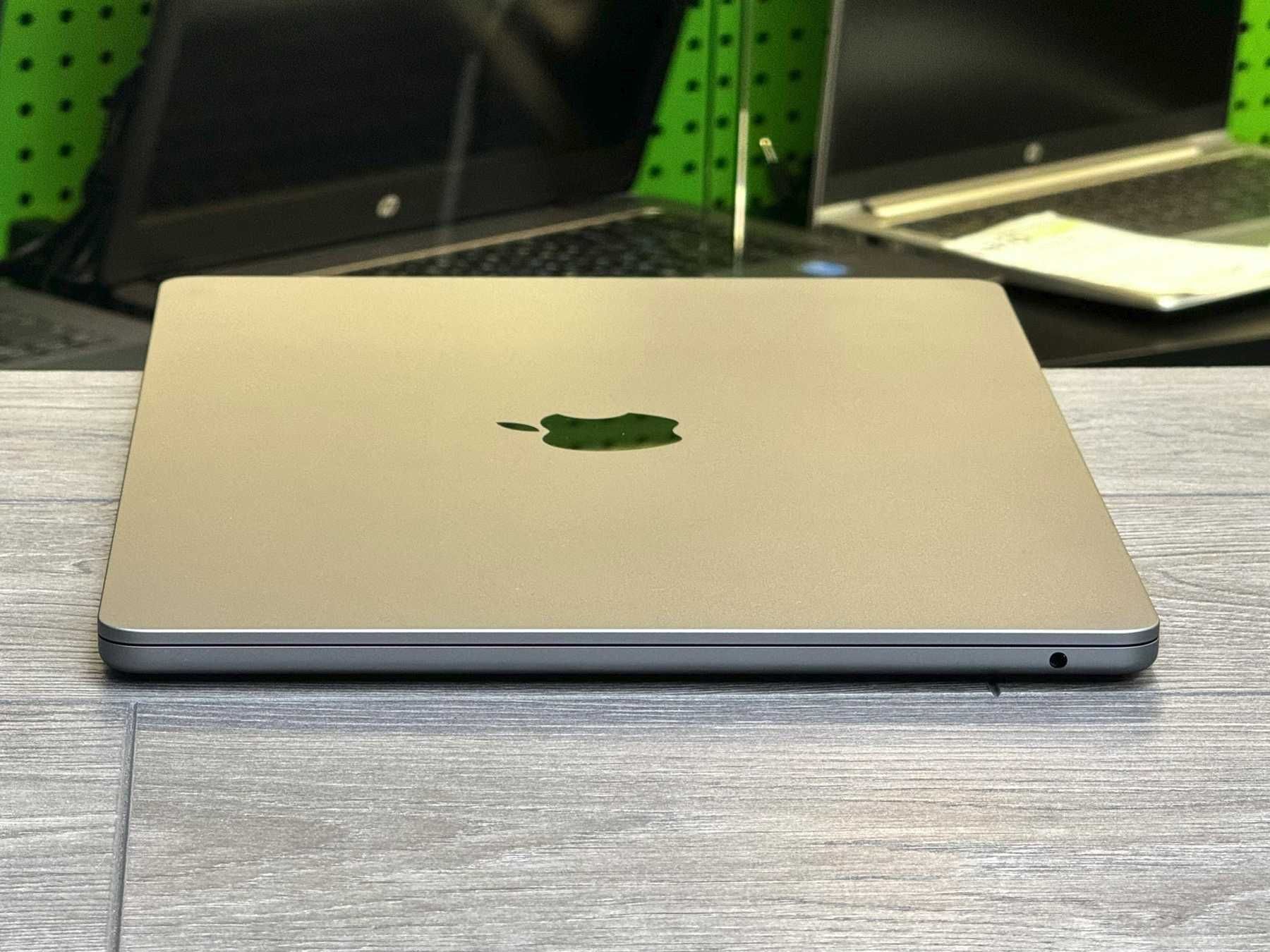 стан нового Macbook Air  15" M3 | 16 RAM | 14 циклів | Neverlock