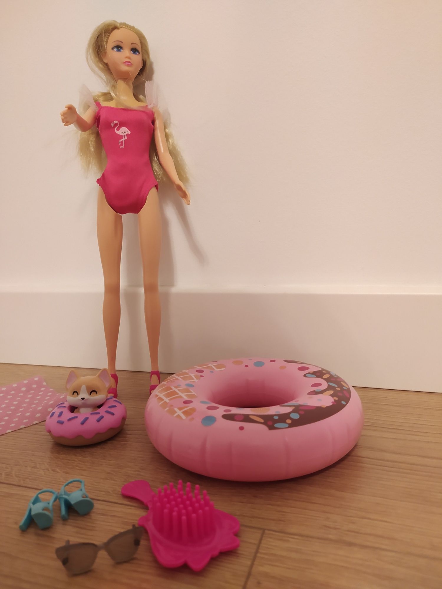 Lalka ala Barbie - basen