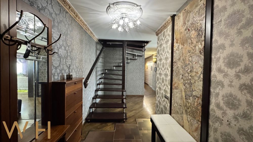 Продаж пентхаусу 239m² 5 кім. Вул. Срібнокільська 22, Осокорки Позняки
