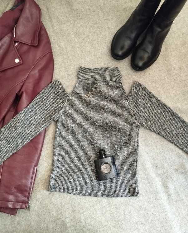 Szary półgolf crop top long sleeve New Yorker w prążki z golfem