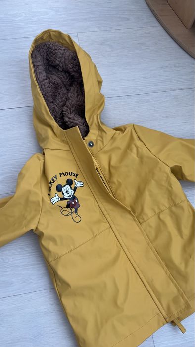 Жовтий утеплений дощовик mickey mouse
