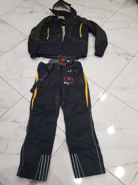 Продам лыжный костюм!