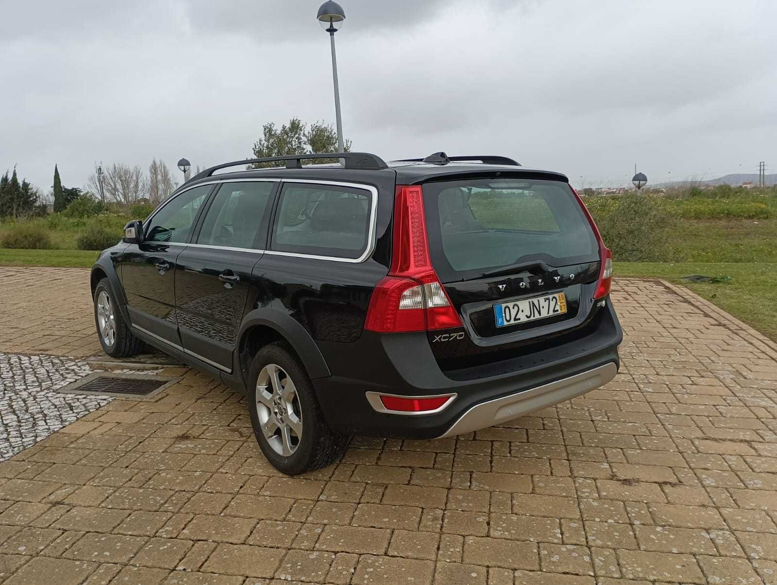 Volvo XC70 Versão 2.0 D Drive Momentum